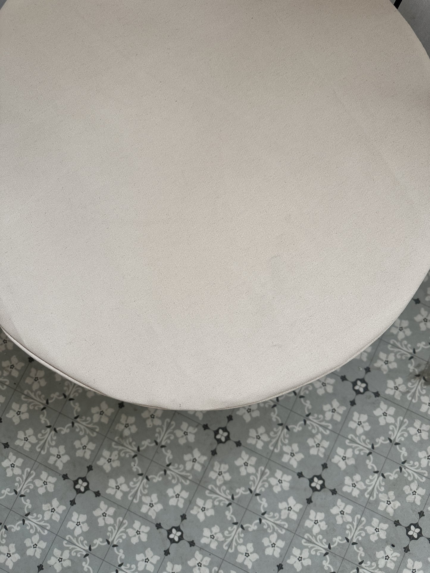 כורסה עגולה מפרזול