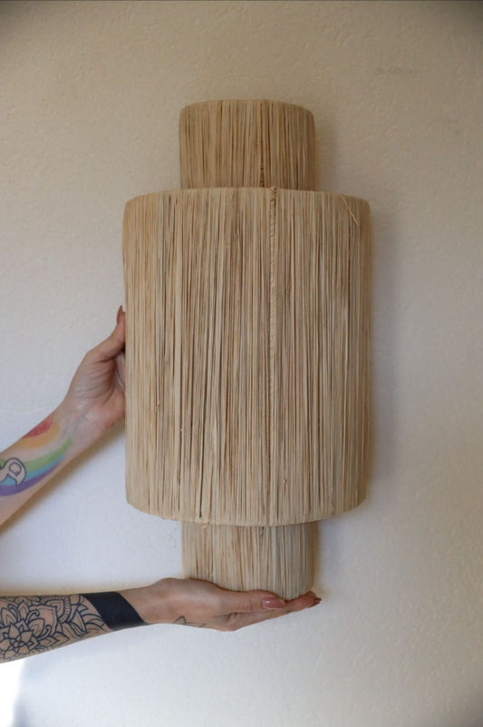 אהיל צמוד קיר מדורג