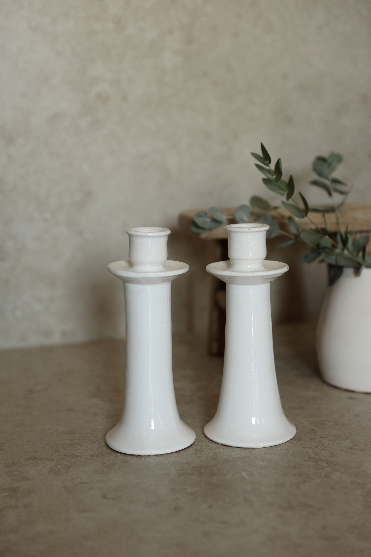 פמוט | White collection