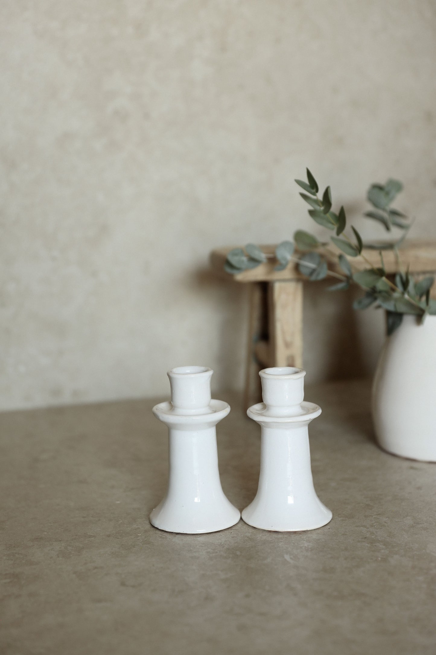 פמוט | White collection