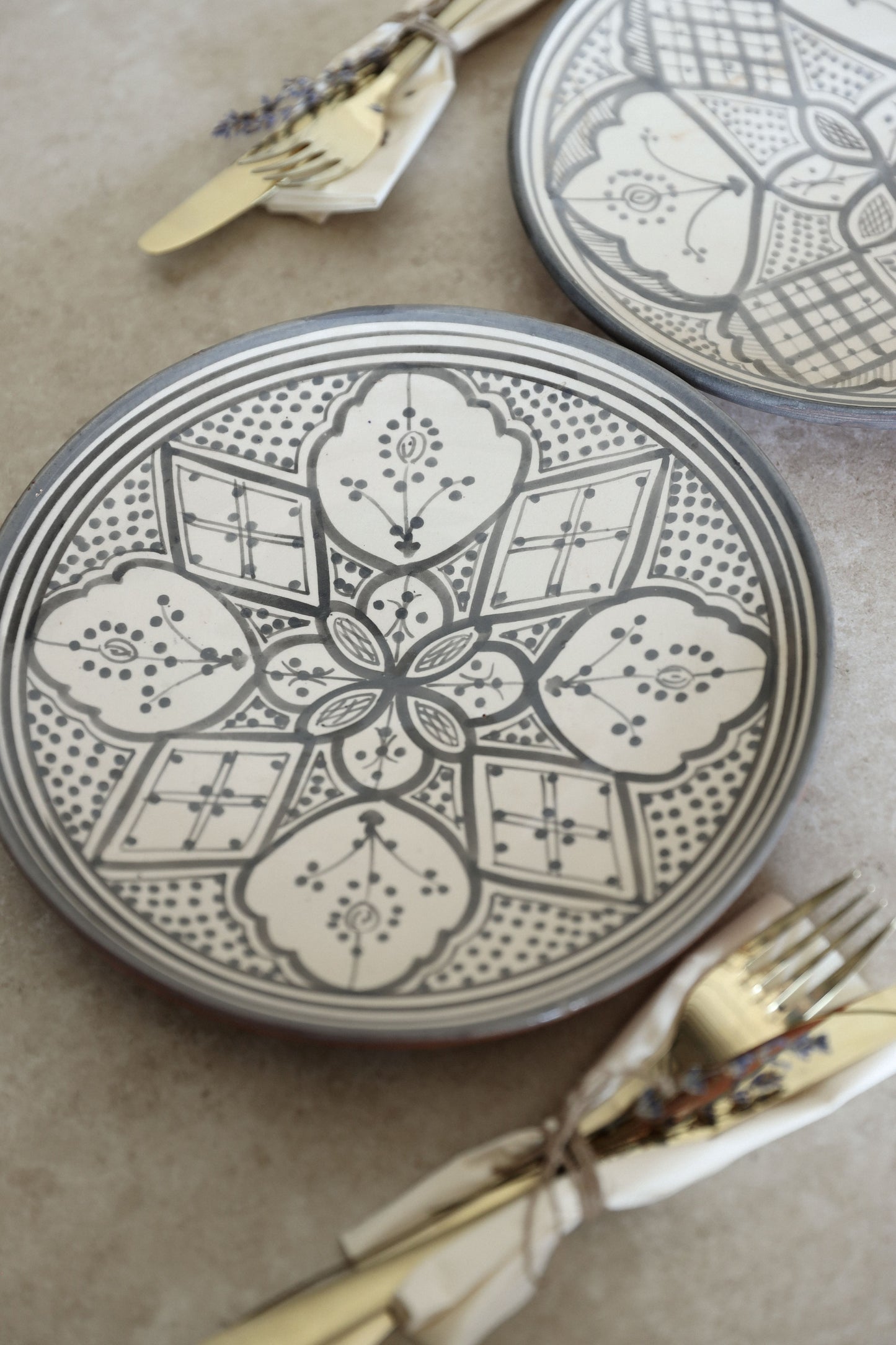 צלחת פרח | אפור