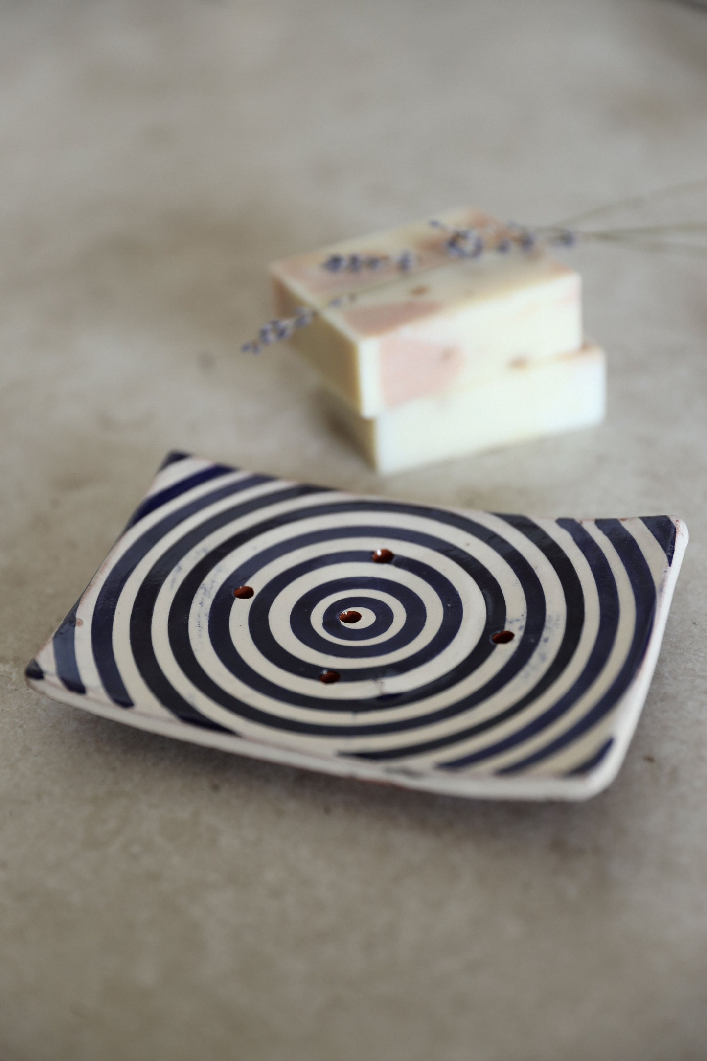 סבוניה פסים | כחול