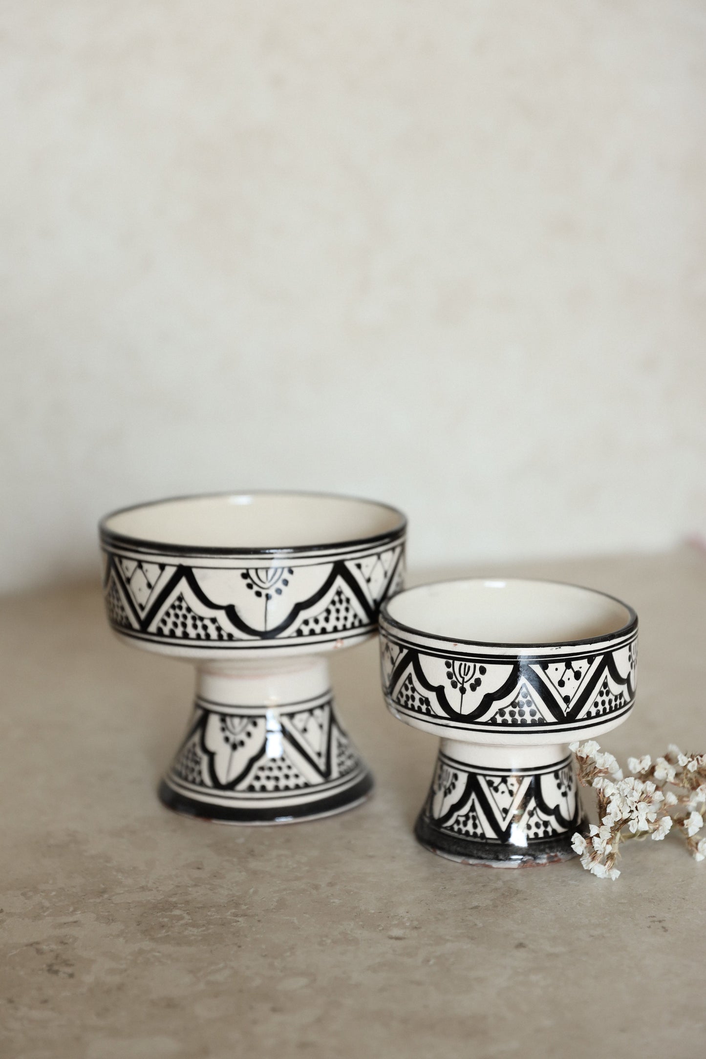 קערת גביע פרח | שחור