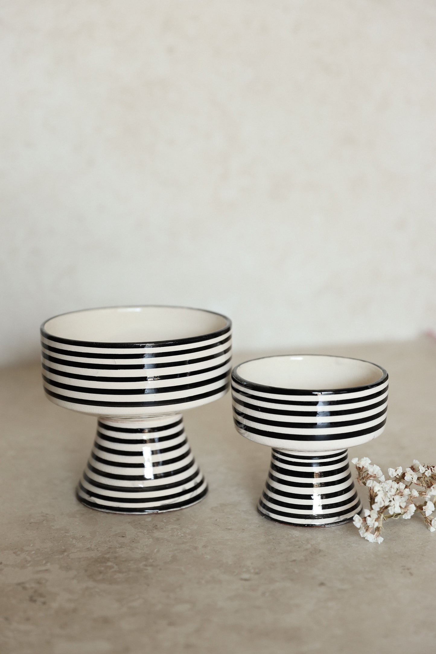 קערת גביע פסים | שחור