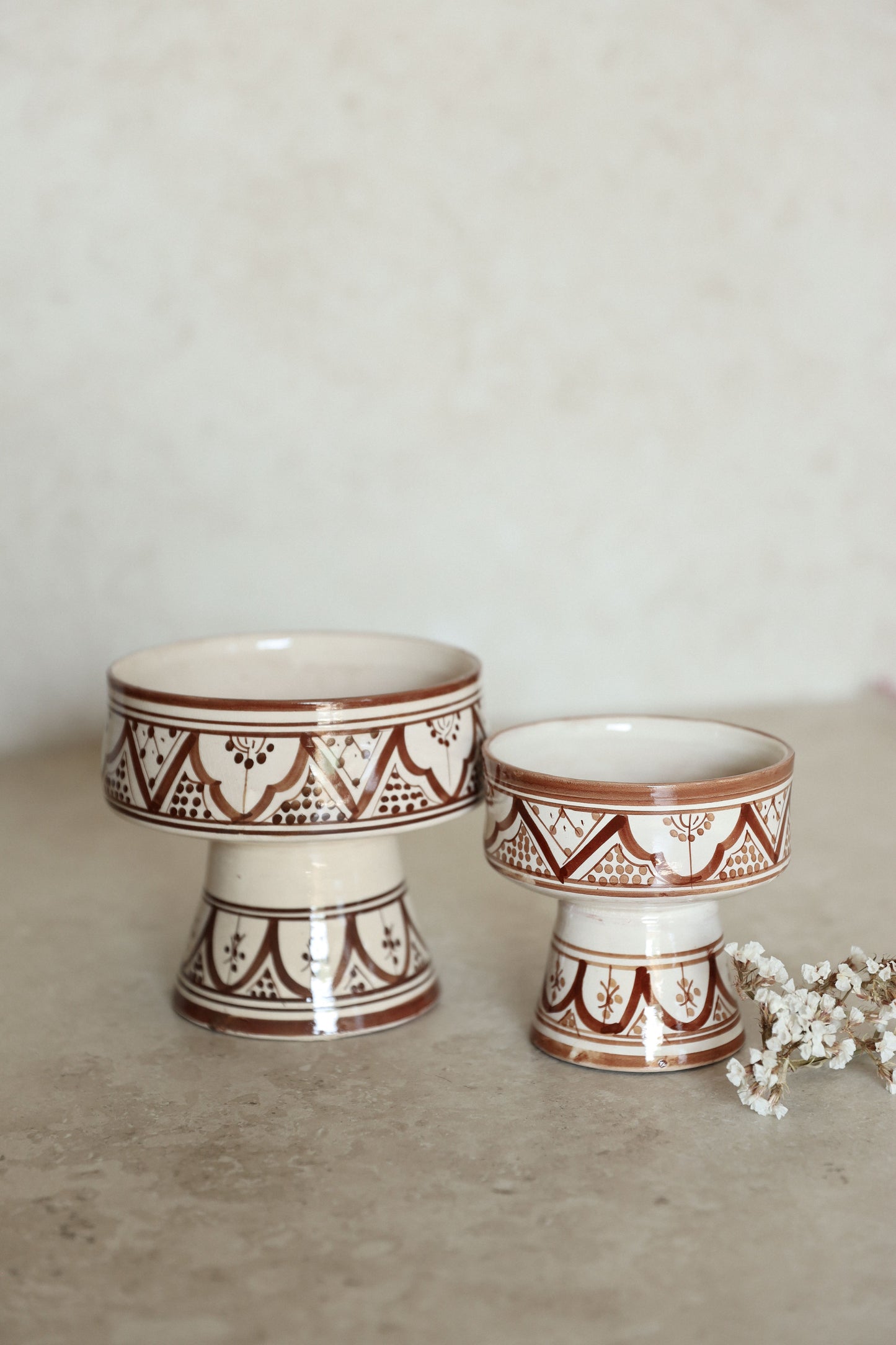 קערת גביע פרח | חום