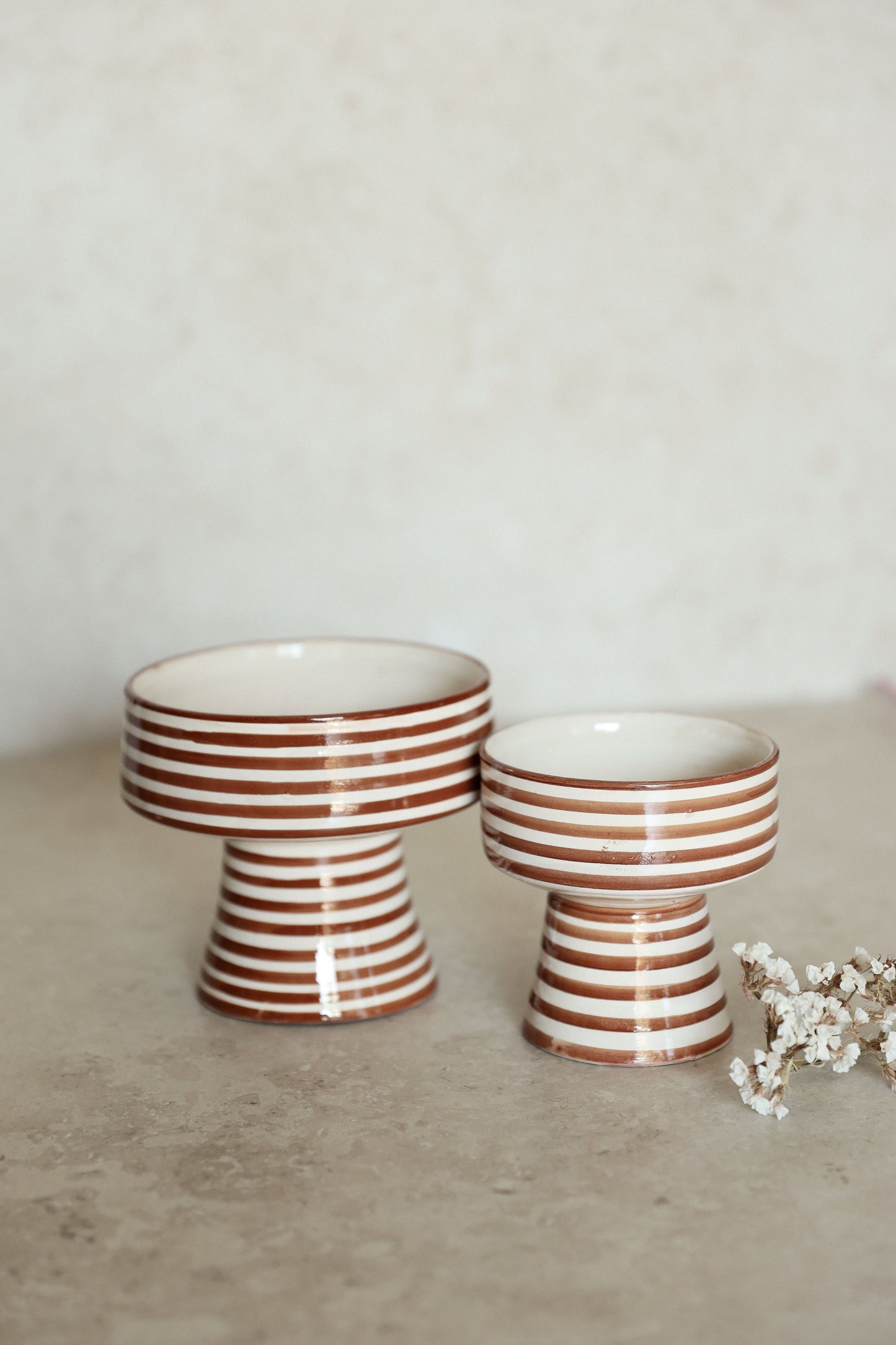 קערת גביע פסים | חום