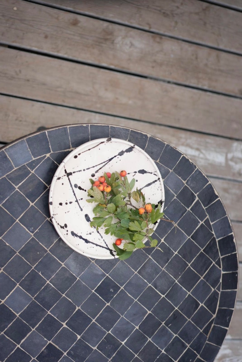 שולחן מוזאיקה | שחור מלא