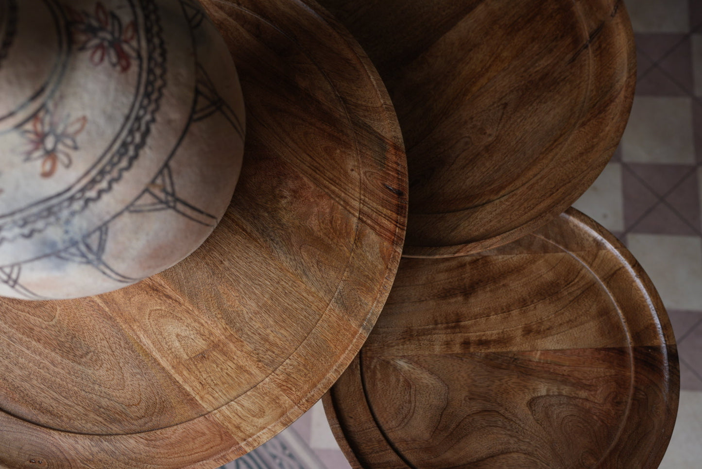 שולחן קפה מעץ