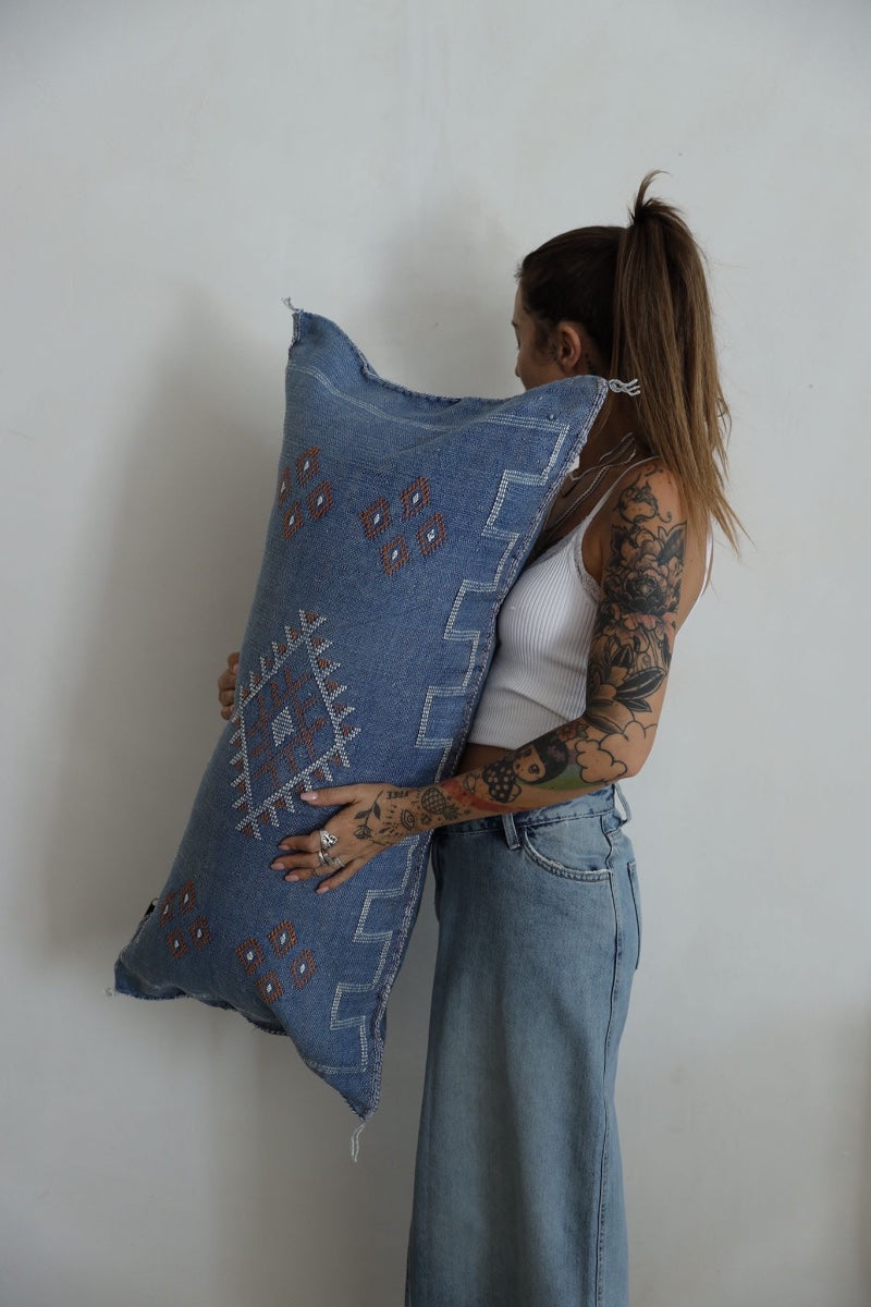 כרית סברה ארוכה | כחול