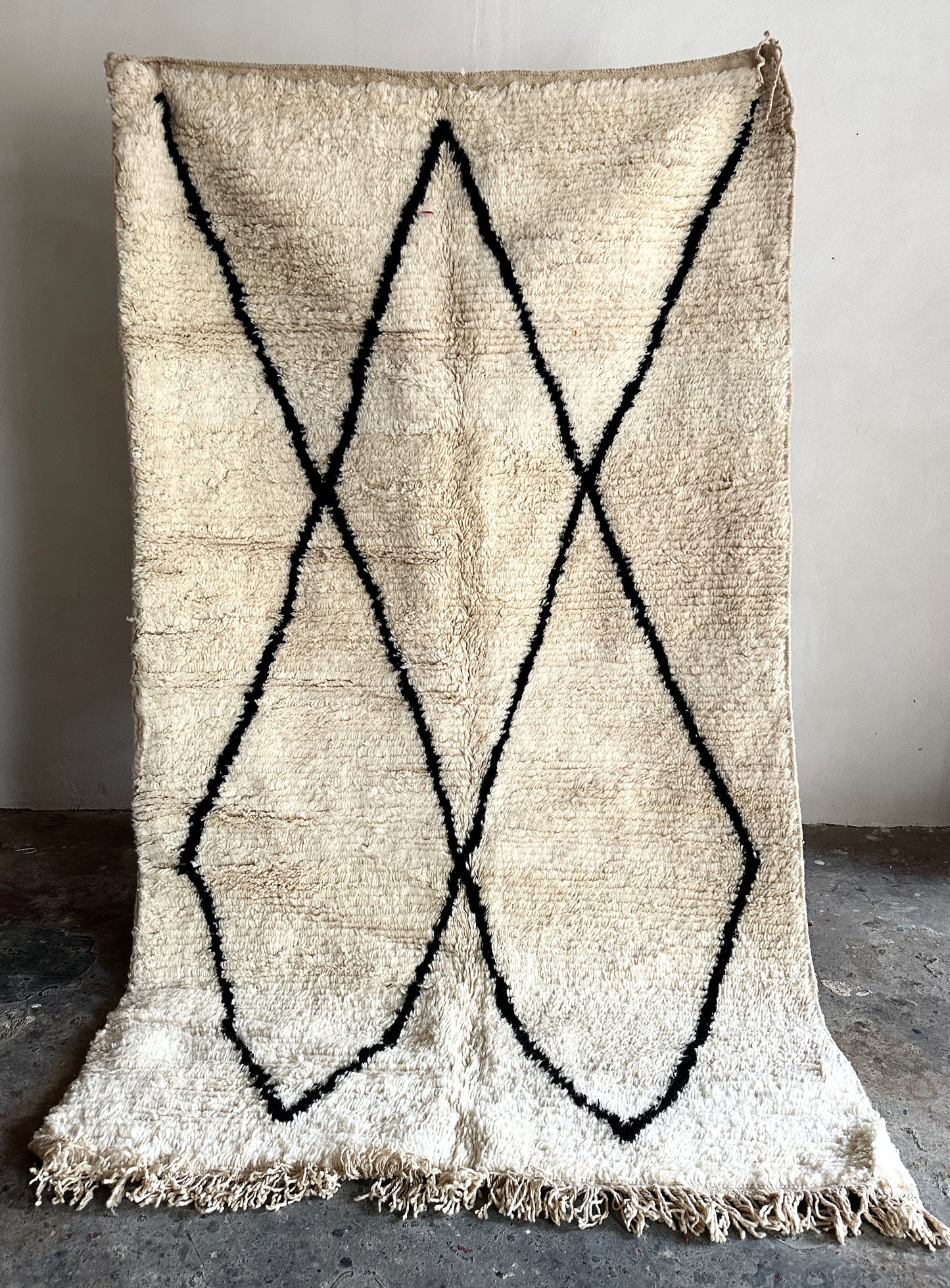 שטיח ברברי | מעוינים שחור לבן