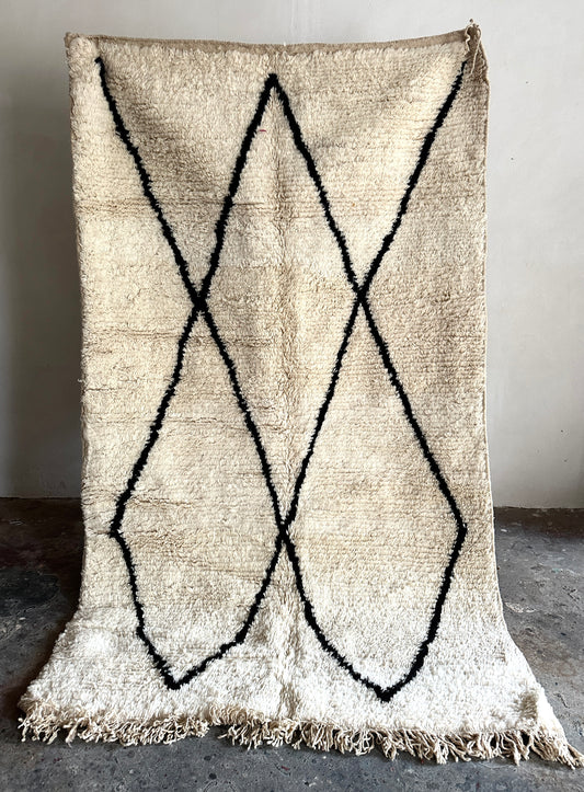 שטיח ברברי | מעוינים שחור לבן