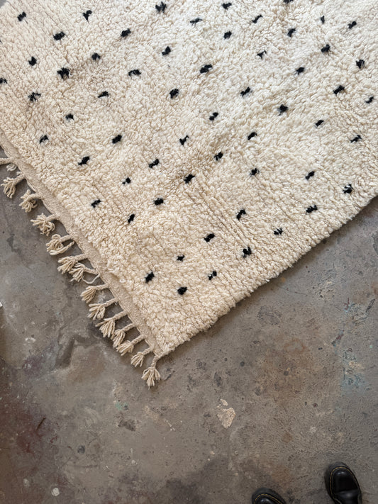 שטיח צמר | נקודות