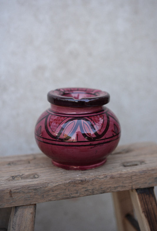 מאפרה מצוירת L | בורדו