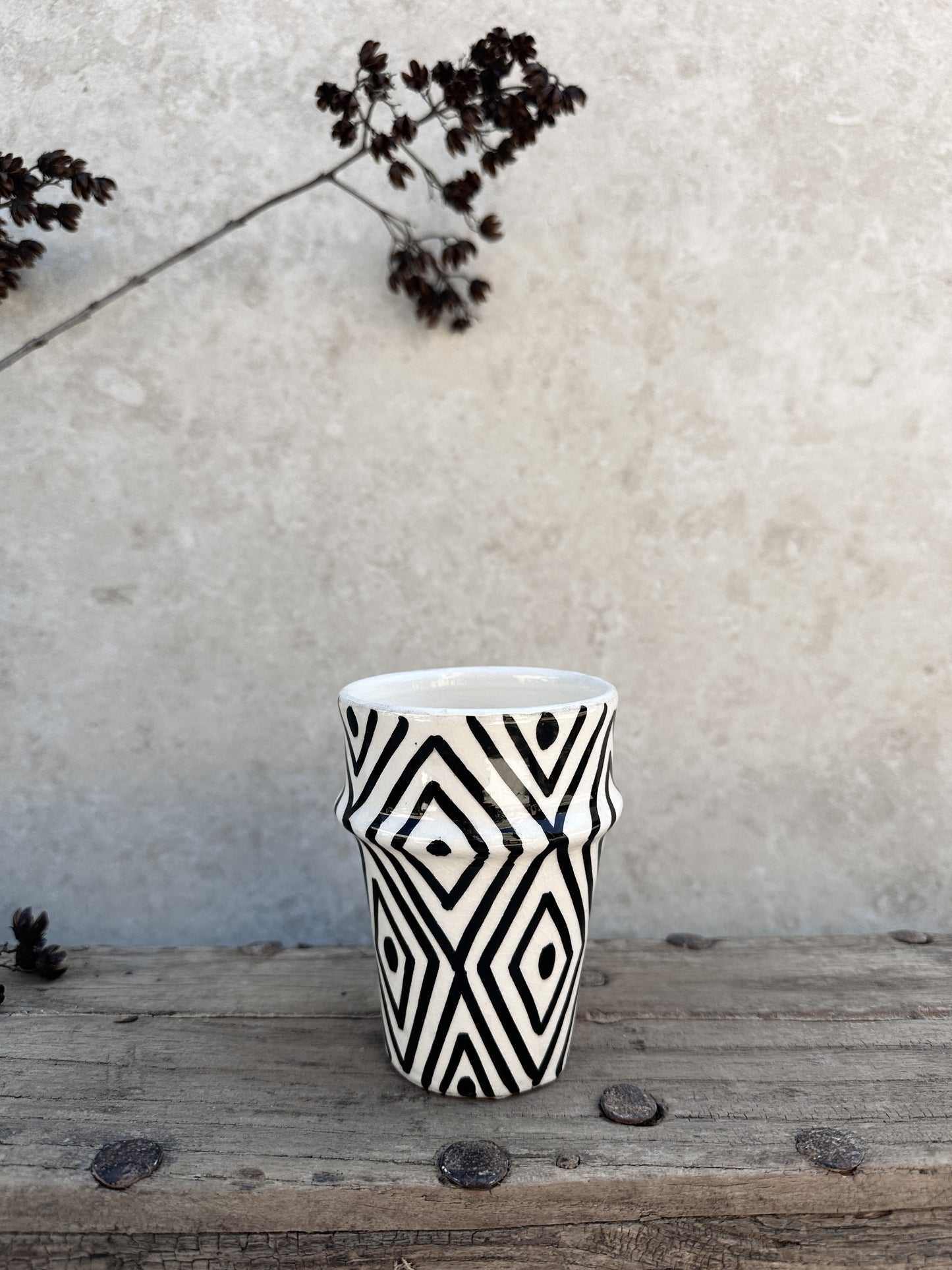 כוס טנג'יר גאומטרי | שחור