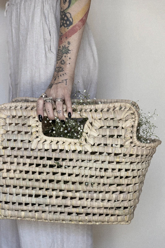 סלסלת קש מגזינים