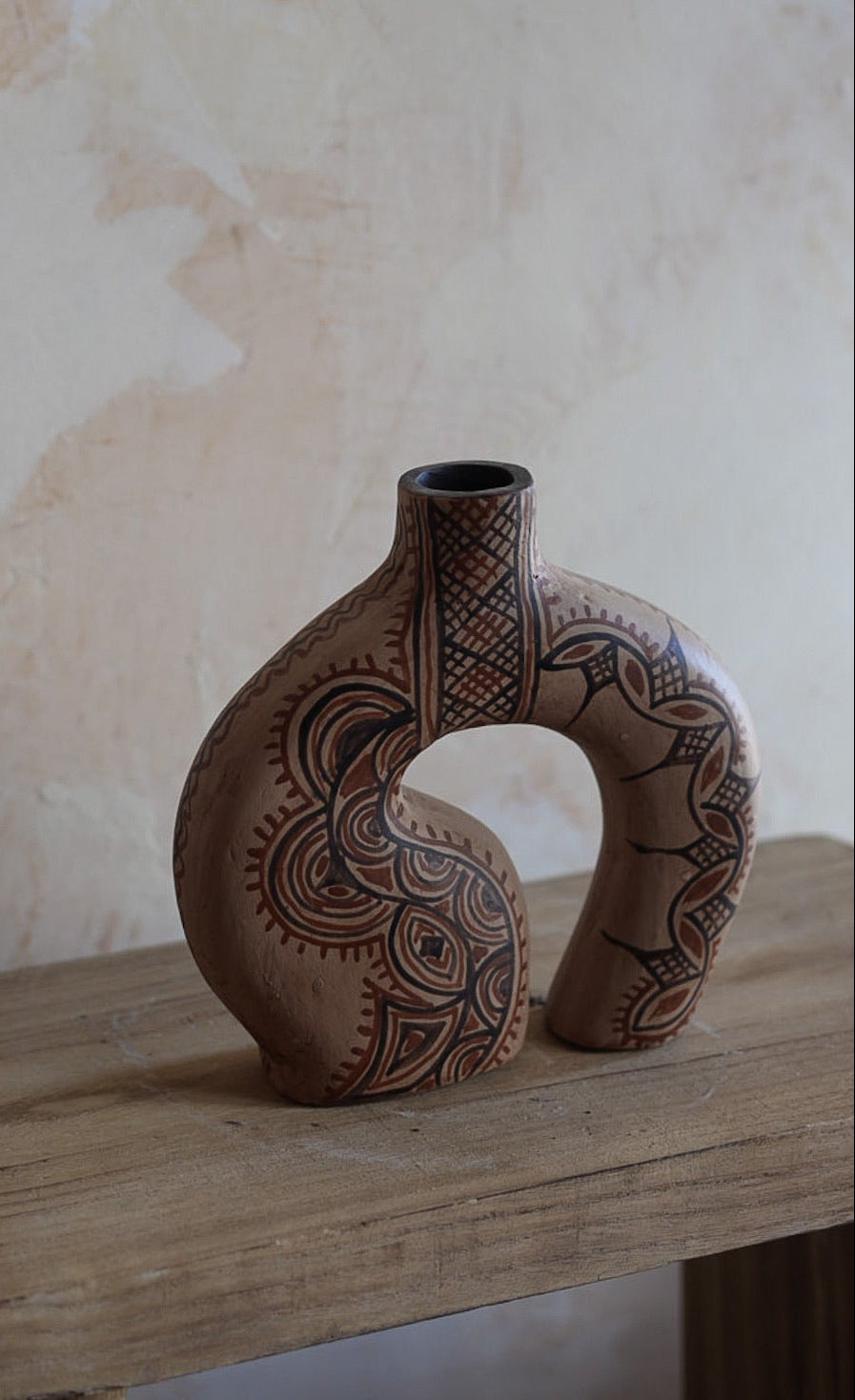 ואזה ברברית | מעוטרת