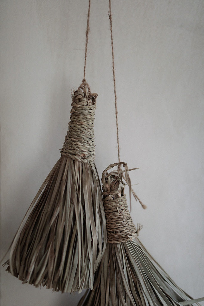 מטאטא קש דקורטיבי