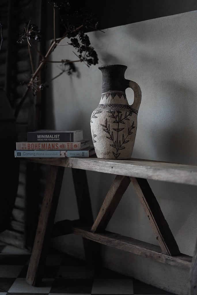 ספסל צר מעץ ממוחזר