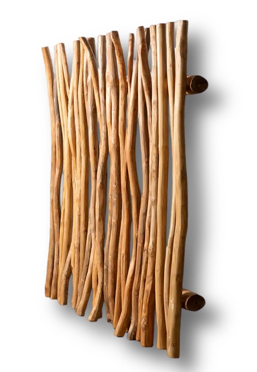 חיפוי קיר מעץ טיק