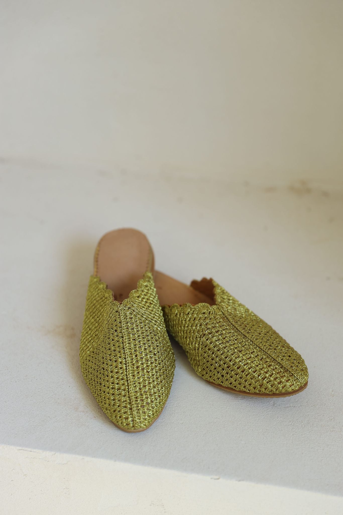 כפכף רפיה | זהב