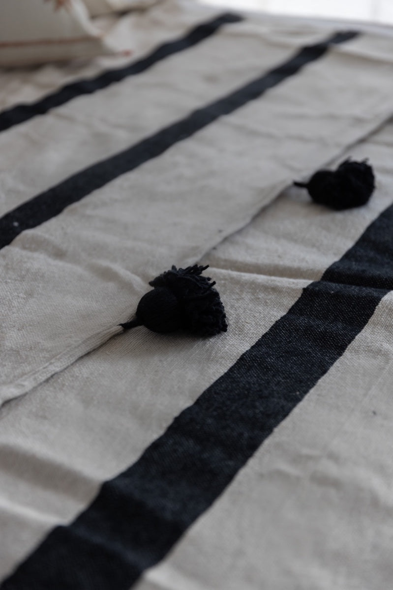 כיסוי מיטה | אפור שחור