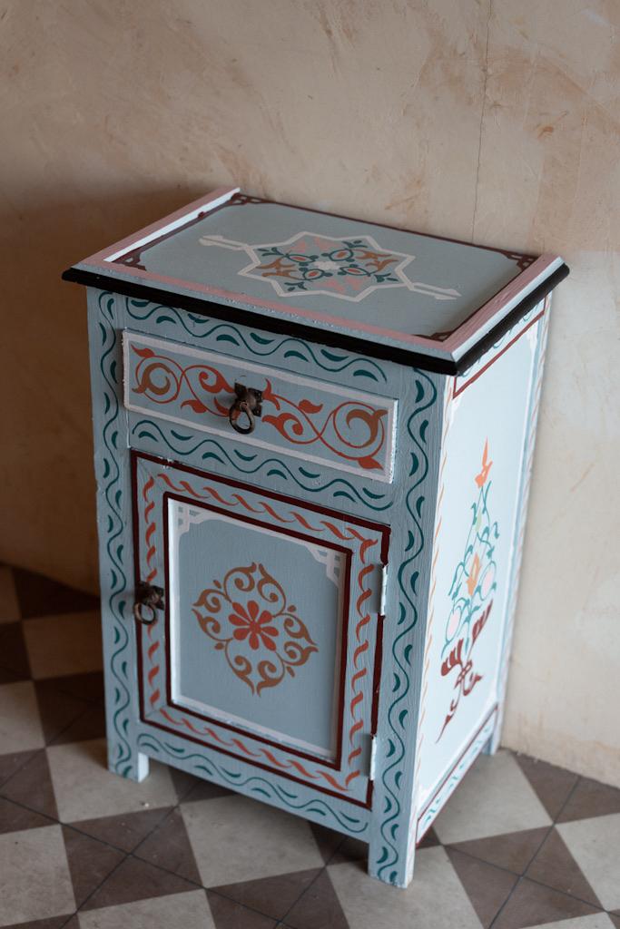 שידה מצוירת | תכלת