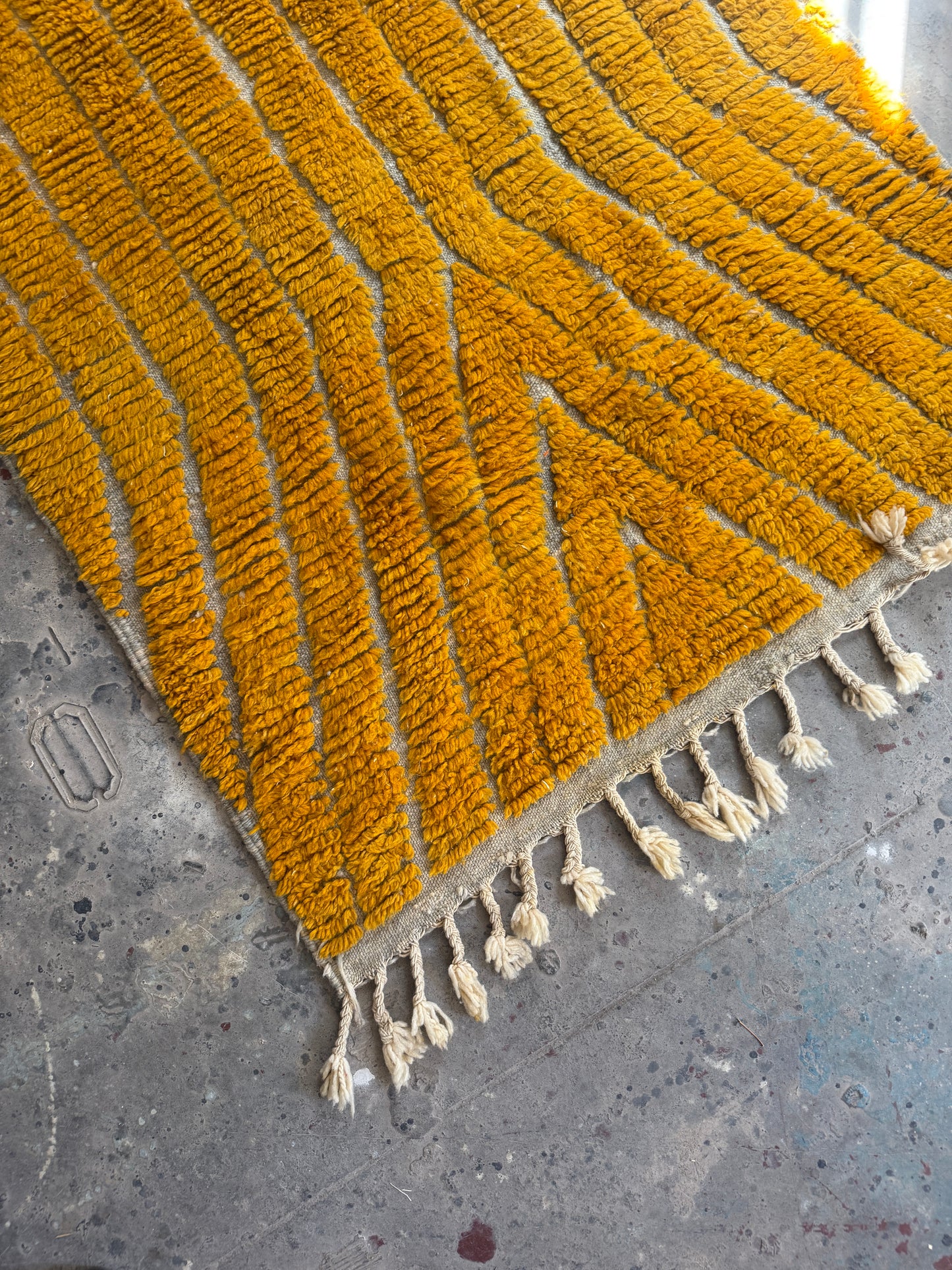 שטיח צמר | פסים חרדל