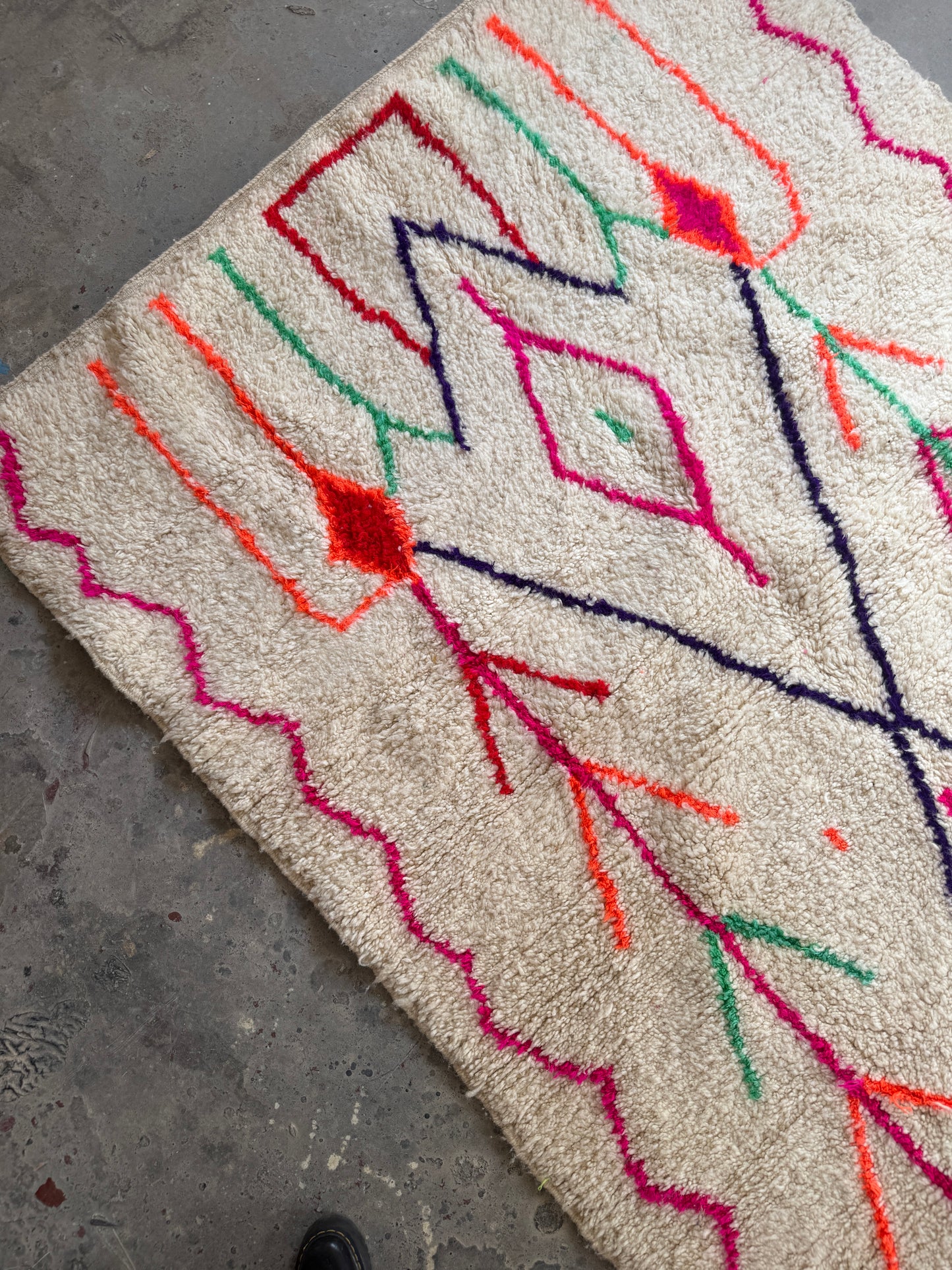 שטיח צמר | ארט מודרני