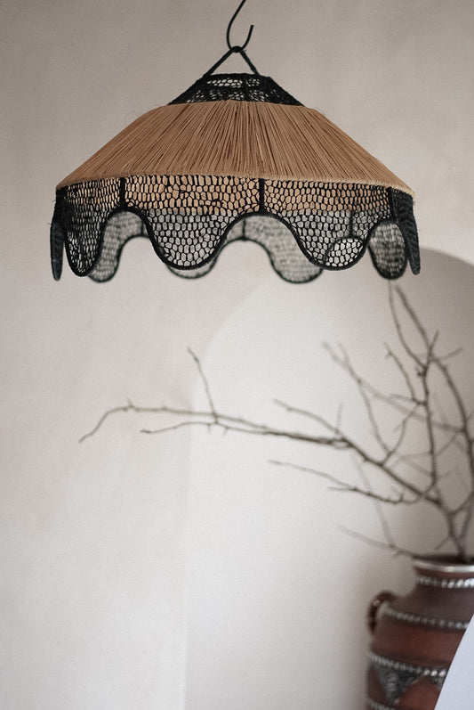 אהיל רפיה | גלים שחור