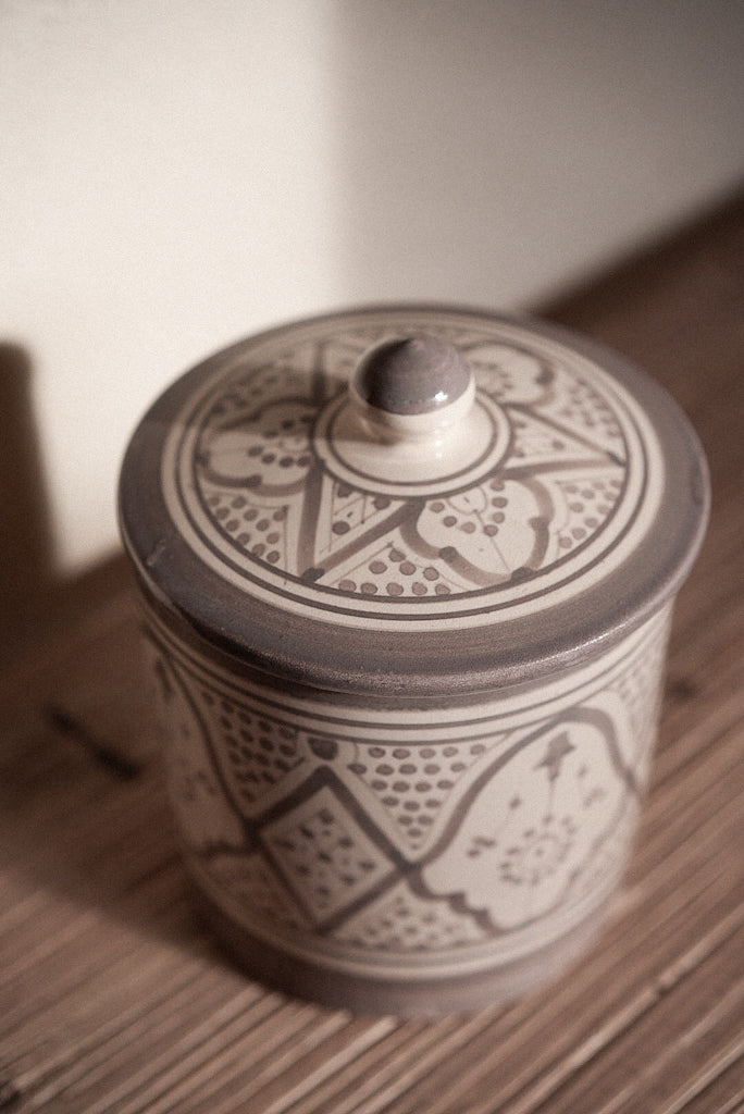 קופסת עוגיות פרחים | אפור