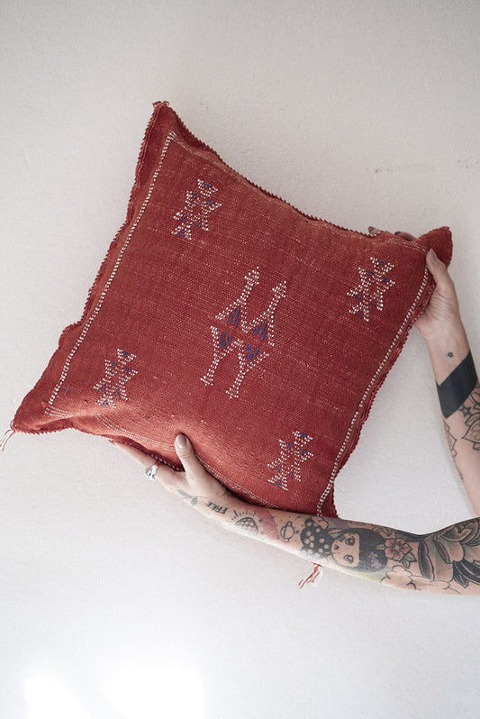 כרית סברה | אדום