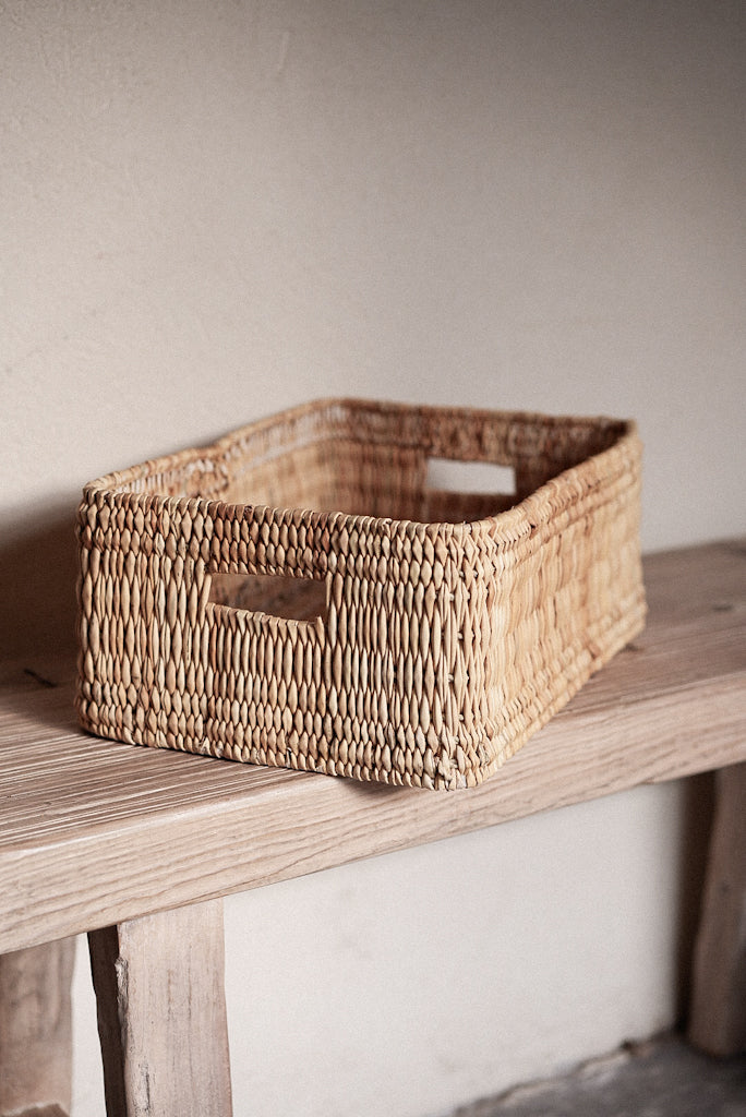 סלסלת נצרים מלבנית