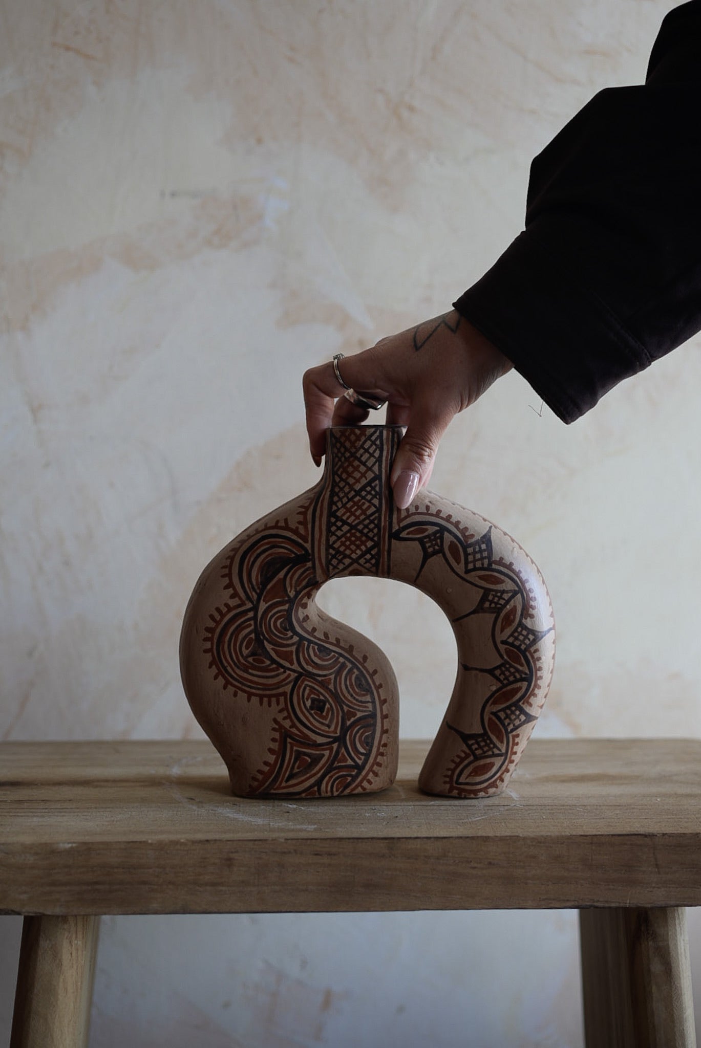 ואזה ברברית | מעוטרת