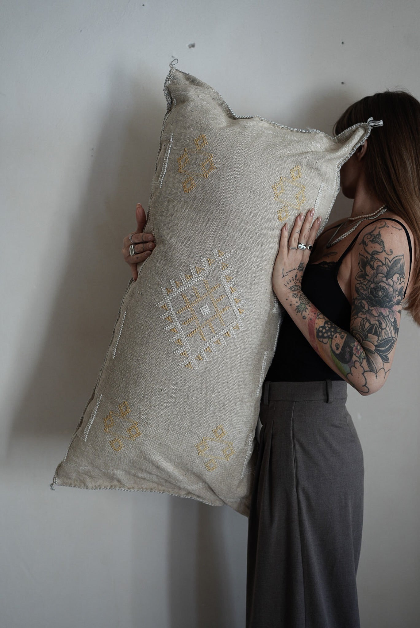 כרית סברה ארוכה | בז'