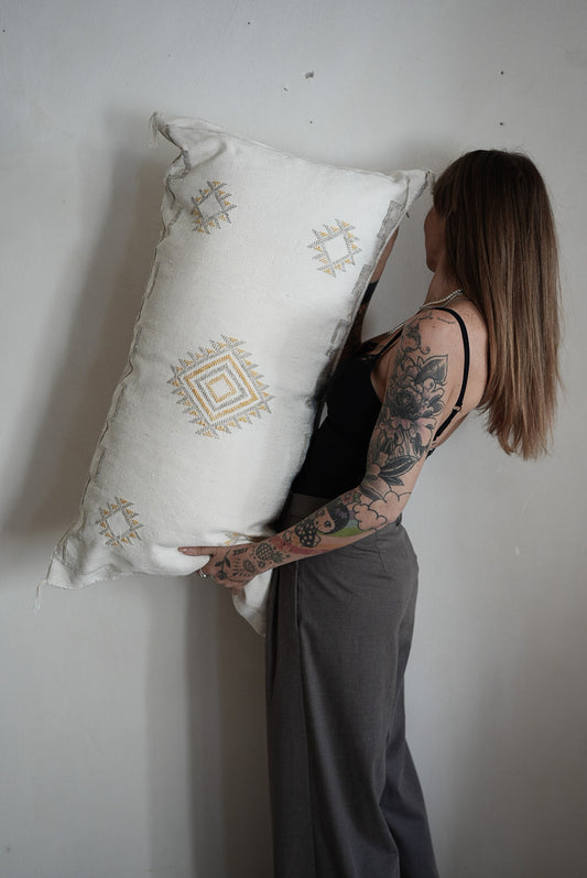 כרית סברה ארוכה | לבן