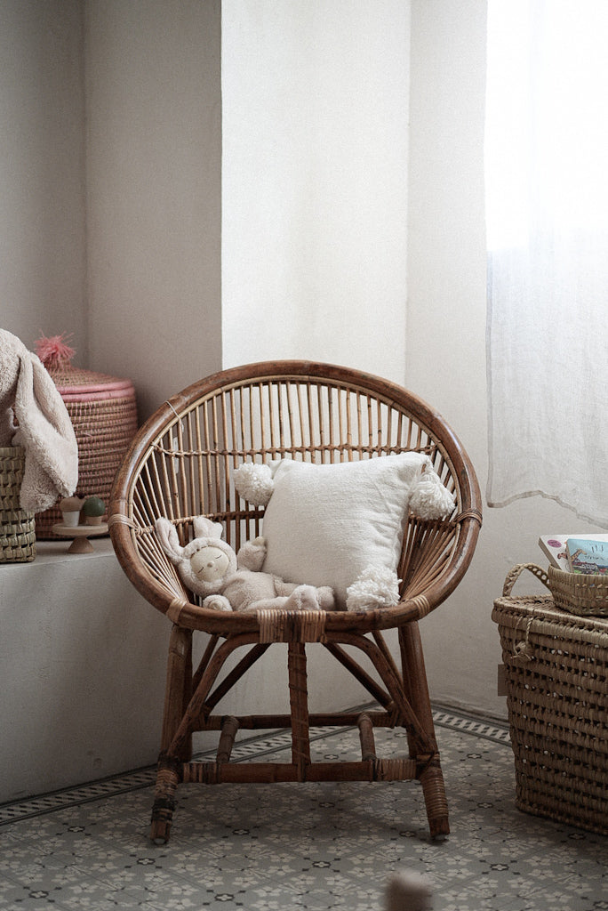 כורסת במבוק