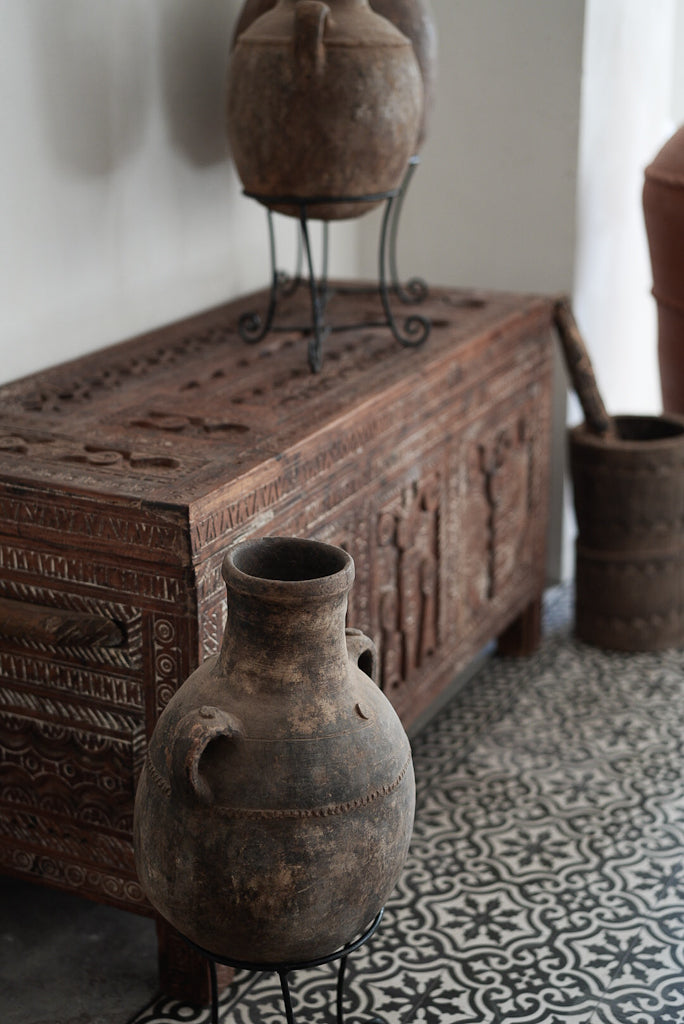 כדי וינטאג׳ על סטנד ברזל