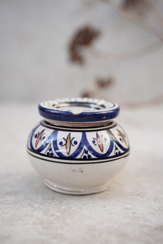 מאפרה מצוירת | כחול