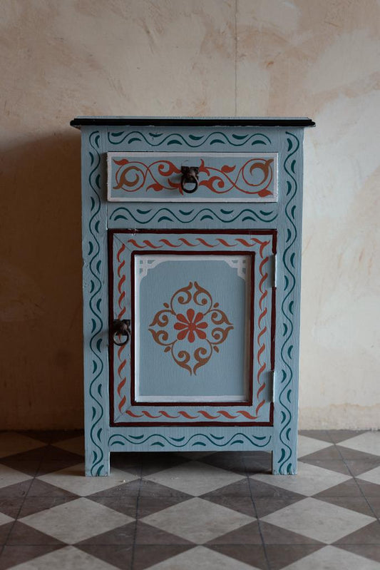 שידה מצוירת | תכלת