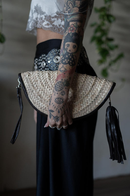 קלאצ' קש ועור | שחור